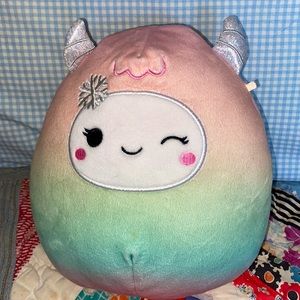 Squishmallows Yara the Rainbow Yeti Christmas Plush Stuffed Animal 7.5"